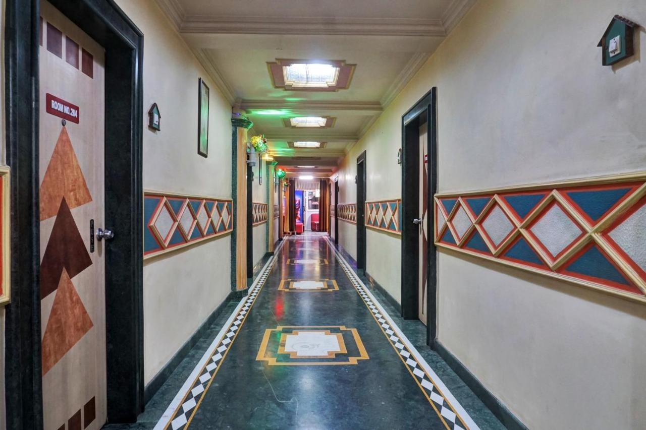 Collection O Hotel Shiv Inn Pune Bagian luar foto