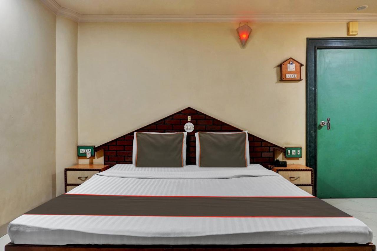 Collection O Hotel Shiv Inn Pune Bagian luar foto